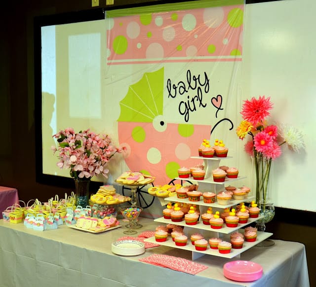 My friend and I gave a baby shower to the youth pastor and his wife at our church.  I made the cupcakes and she made the cookies