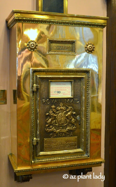  fancy Royal Mail box 