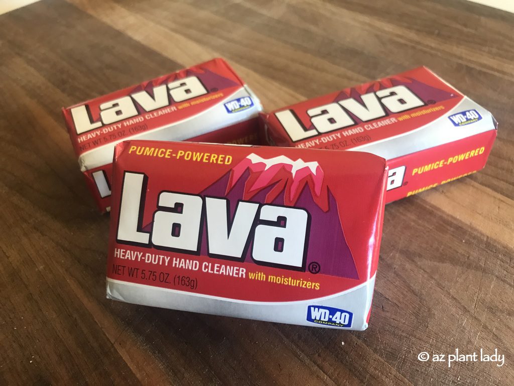 Lava Heavy-Duty Hand Cleaner Can Remove Grease, Grime, Dirt, Soil