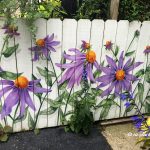 garden_art_painted_flower_fence